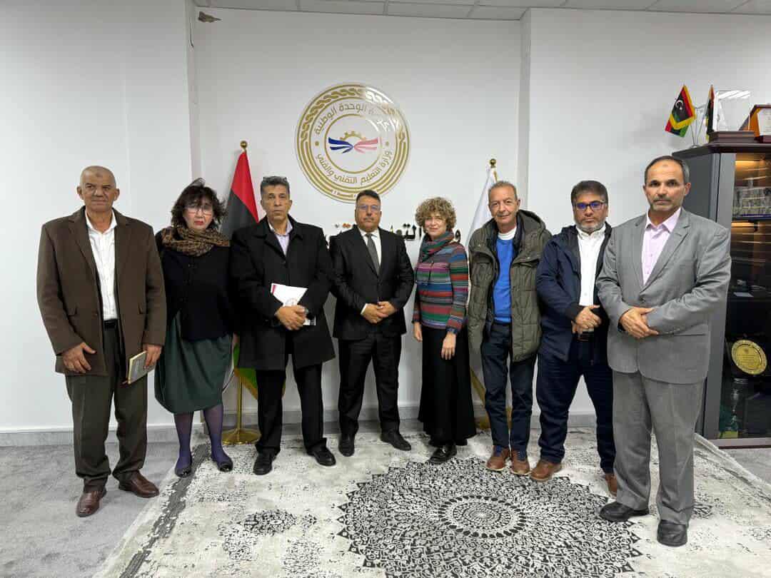 وزير التعليم التقني والفني يبحث مع الوفد الإيطالي ومصلحة الآثار تنفيذ دورات تدريبية في مجال الآثار