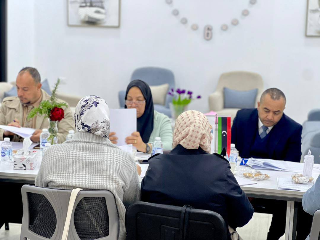 مدير مكتب تعليم واندماج الفئات الخاصة يُناقش مع نقيب عام الأخصائيين الاجتماعيين الدور المهني للتعامل مع طلاب الفئات الخاصة