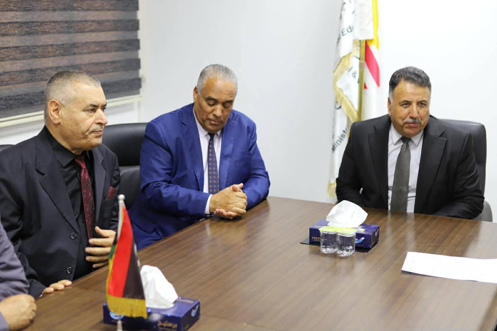 معالي وزير التعليم التقني والفني يلتقي القائم بأعمال سفارة المملكة المتحدة