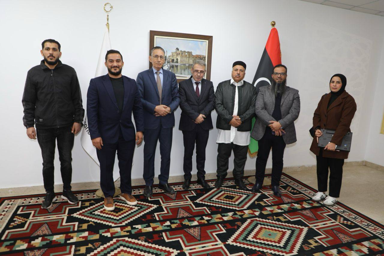 وزيري التعليم التقني والفني والاقتصاد والتجارة يجتمعان مع وفد من مجموعة GH للتدريب والتطوير المؤسسي والاستشارات